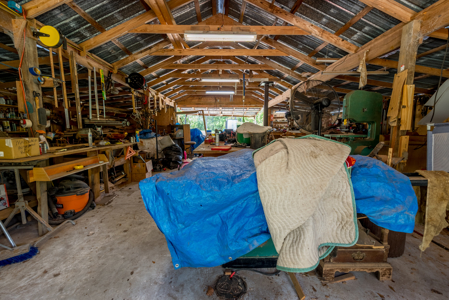 3 Bedroom Home on 35 Acres for Sale in Sanderson, Florida - image 12