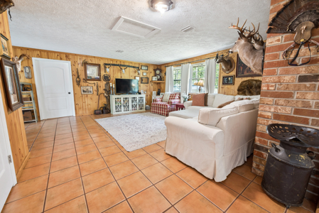 3 Bedroom Home on 35 Acres for Sale in Sanderson, Florida - image 27