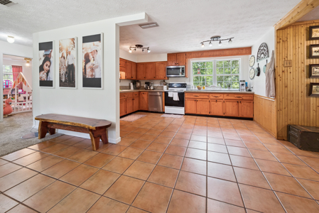 3 Bedroom Home on 35 Acres for Sale in Sanderson, Florida - image 21