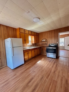 Charming Sinton, Tx Starter Home or Investment Opportunity - image 9