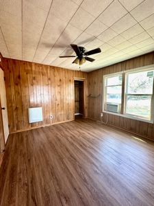 Charming Sinton, Tx Starter Home or Investment Opportunity - image 1