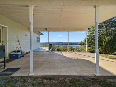 Missouri Ozarks Lake Home – Beautiful Bull Shoals Lake Views! - image 36