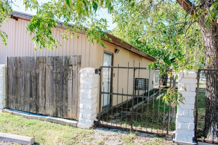 Commercial Building For Sale Downtown Brownwood, TX - image 4