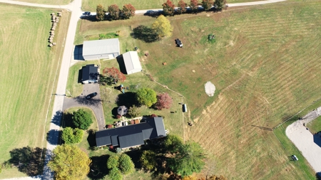 Stunning Home on 6.3 acres in Barren County, Kentucky - image 40