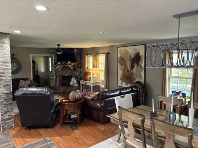 Stunning Home on 6.3 acres in Barren County, Kentucky - image 11