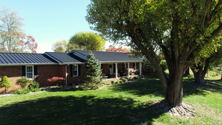 Stunning Home on 6.3 acres in Barren County, Kentucky - image 39