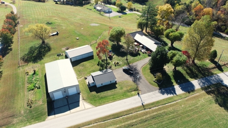 Stunning Home on 6.3 acres in Barren County, Kentucky - image 42