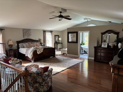 Stunning Home on 6.3 acres in Barren County, Kentucky - image 20