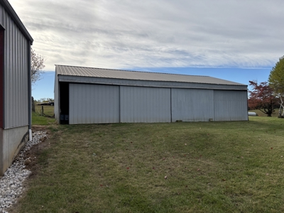 Stunning Home on 6.3 acres in Barren County, Kentucky - image 9