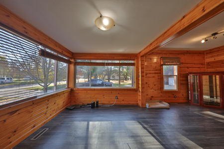 Cozy Residential Home Charm Meets Modern Comfort in Adams County - image 20