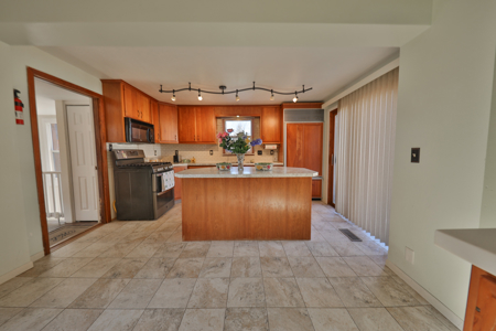 Cozy Residential Home Charm Meets Modern Comfort in Adams County - image 16