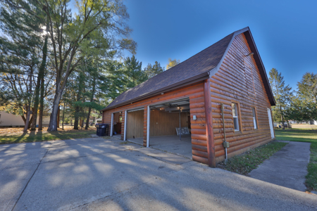 Cozy Residential Home Charm Meets Modern Comfort in Adams County - image 29