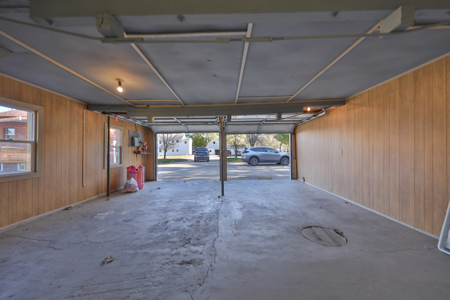 Cozy Residential Home Charm Meets Modern Comfort in Adams County - image 35