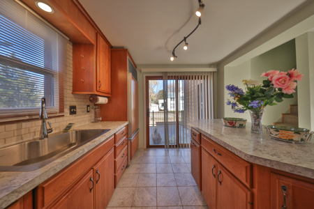 Cozy Residential Home Charm Meets Modern Comfort in Adams County - image 12