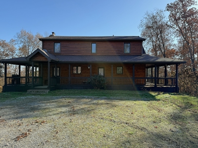 Secluded Country Home On 34.78+/- Acres & Garage - Middleburg, Ky - image 2