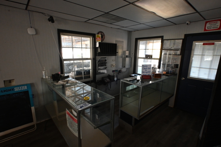 Tennessee Riverfront Multiuse Venue for Sale in Decaturville, TN - image 36