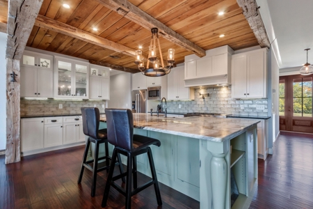 Country Home for Sale in Maury County, Tennessee - image 6