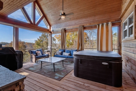 Country Home for Sale in Maury County, Tennessee - image 14