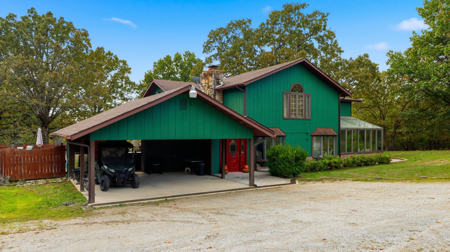 Secluded Custom Built Home on Bull Shoals Lake Peninsula - image 29