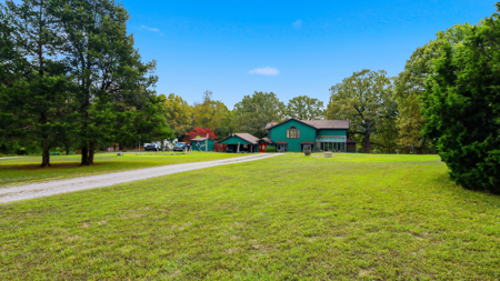 Secluded Custom Built Home on Bull Shoals Lake Peninsula - image 36