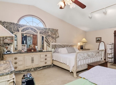 Secluded Custom Built Home on Bull Shoals Lake Peninsula - image 43