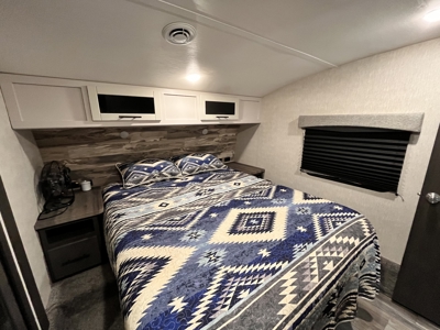 White River Retreat with 1 and 1/2 Bath RV and utilities - image 15