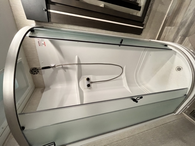 White River Retreat with 1 and 1/2 Bath RV and utilities - image 18