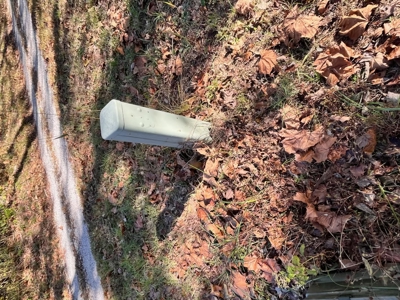 White River Retreat with 1 and 1/2 Bath RV and utilities - image 12