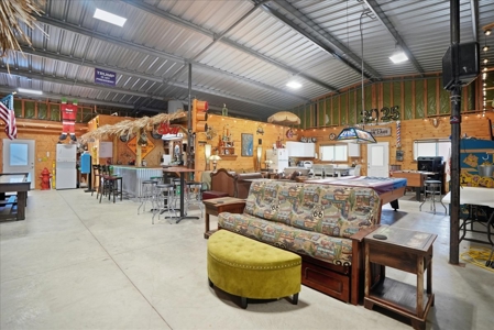 Gorgeous Property for Sale at Lake Corpus Christi - image 37