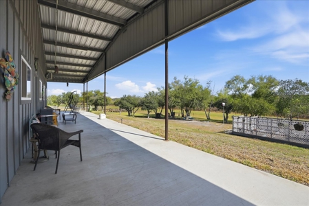 Gorgeous Property for Sale at Lake Corpus Christi - image 29