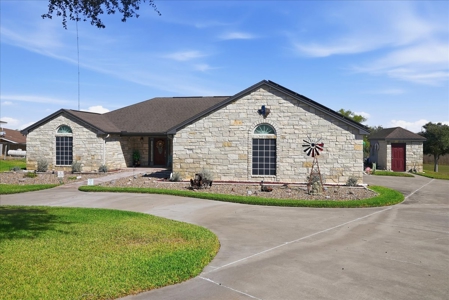 Gorgeous Property for Sale at Lake Corpus Christi - image 3