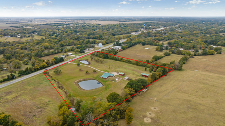 Self-Sufficient Haven with Shops, Greenhouse & Storm Bunker - image 7