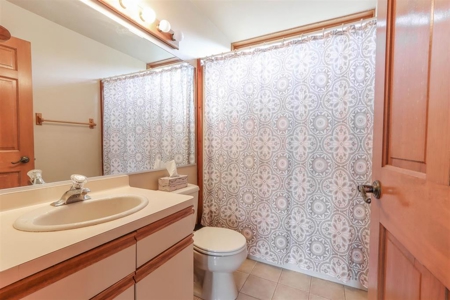 Chain O' Lakes Home For Sale in Waupaca WI - image 19