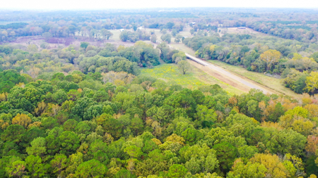 Recreational Ranch with home with acreage for sale in East Texas - image 27