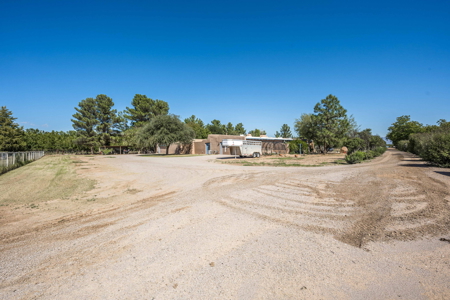 Equestrian Estate for Sale in Historic Mesilla, NM - image 34