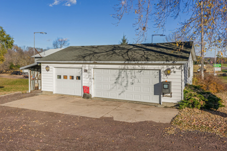 6.27-Acre Country Haven with 3 Bedroom Home - image 3