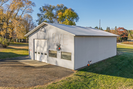 6.27-Acre Country Haven with 3 Bedroom Home - image 5