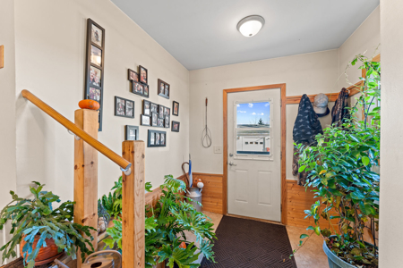 6.27-Acre Country Haven with 3 Bedroom Home - image 7