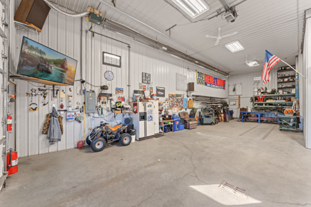6.27-Acre Country Haven with 3 Bedroom Home - image 42