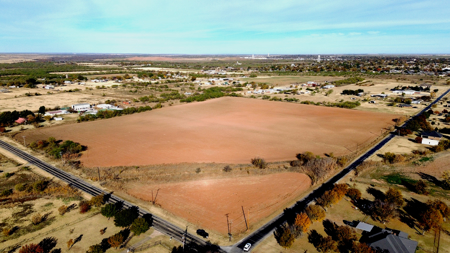Residential Development Potential / Farm Land in Iowa Park TX - image 1