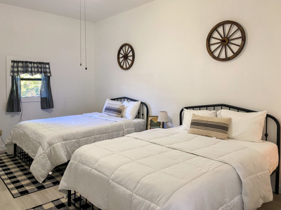 White River Lodge with 2 Guest Cabins For Sale near Flippin, AR - image 40