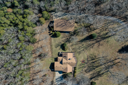 White River Lodge with 2 Guest Cabins For Sale near Flippin, AR - image 2