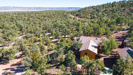 Off-Grid Seligman Arizona Home on Ten Acres No HOA - image 25