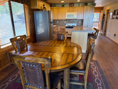 Off-Grid Seligman Arizona Home on Ten Acres No HOA - image 7