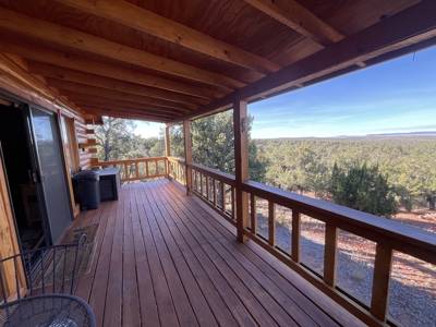 Off-Grid Seligman Arizona Home on Ten Acres No HOA - image 2