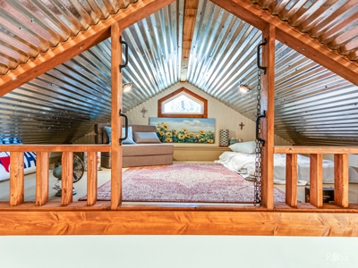 Stunning 2-Bed Home on 34.7 Acre Country Retreat Near Eldorado - image 22