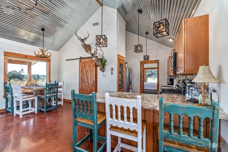 Stunning 2-Bed Home on 34.7 Acre Country Retreat Near Eldorado - image 9