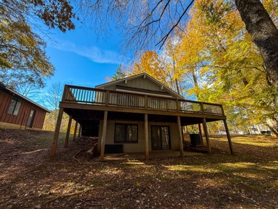 Mid-Century Lakefront Cottage in Merifield Acres – Kerr Lake, VA - image 24