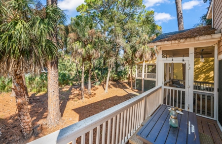 Welcome to your coastal retreat at 610 Porpoise Circle! - image 10
