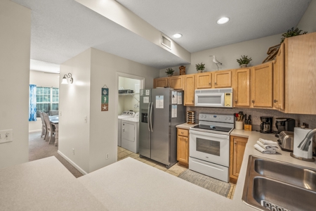 Welcome to your coastal retreat at 610 Porpoise Circle! - image 19